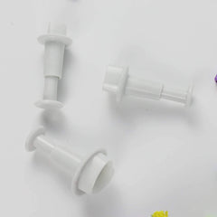 RKPM HOMES 3-Pieces DIY Cake Plunger Cutter Molds Sugarcraft Cake Decorating, (Heart Shape)