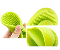 RKPM HOMES Set of 2 Silicone Pinch Grip Mitten Oven Mitt Gripper Grip Kitchen Pot Holder Utensil Tool (2 Pcs Multi Color)