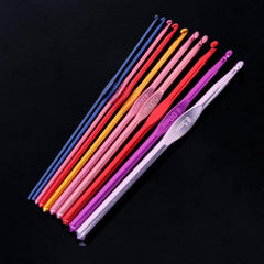 RKPM 22 Pc/Set Multicolor Aluminum Crochet Hooks Stainless Steel Tool Set Needles Knitting Yarn Craft Kit with Case