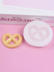 RKPM HOMES Cookie Fondant Mold I 3D Silicone Donut Mould I for DIY Handmade Sugarcraft Cake Decoration, Polymer Clay, Candy, Cupcake Toppers, Jelly, Muffin, Soap Resin Wax Making (Heart Chakli)
