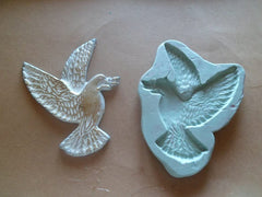 RKPM HOMES Flying Bird Chocolate Mould | Silicone Swallow and Peace Dove Mold | Baking Tools for Cake Chocolate Candy Ice Jelly Soap Pudding | Cake Baking Moulds | Bakeware Molds | Multicolor - 1 Pcs