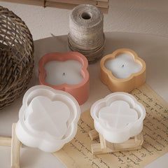RKPM HOMES Candles Holders Resin Mold I 3D Four Leaf Clover Shape Concrete Silicone Epoxy Casting Mould I for DIY Handmade Necklace Art Crafts Jewelry Storage Box Ring Trinket Container Plant Holder (Small)